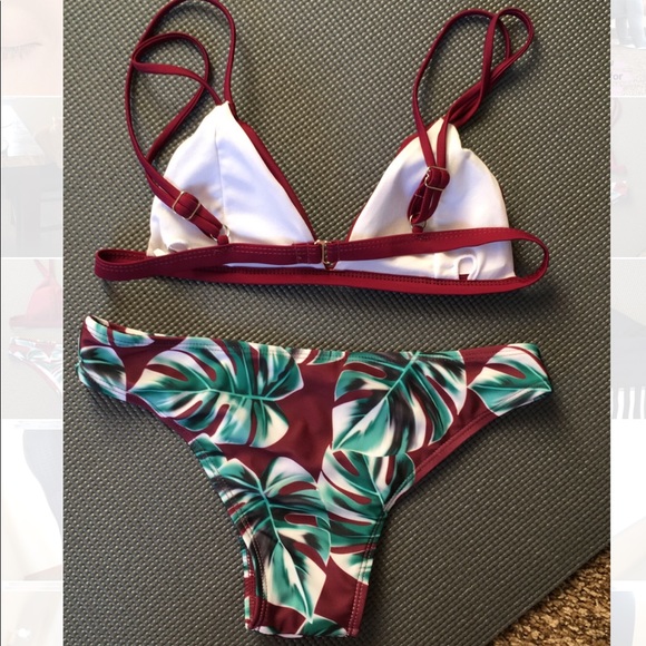 Bikini - Picture 2 of 2